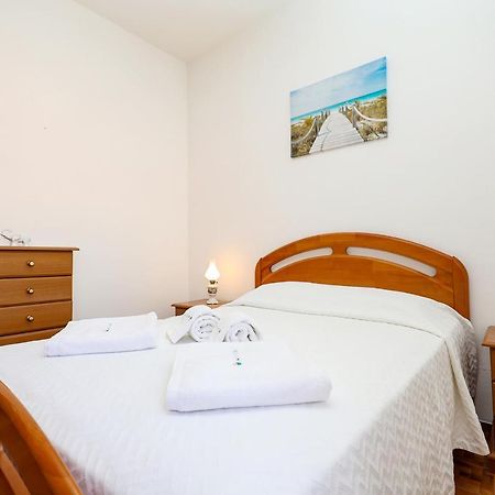 B91 - Bairro Apartment In Lagos Eksteriør billede